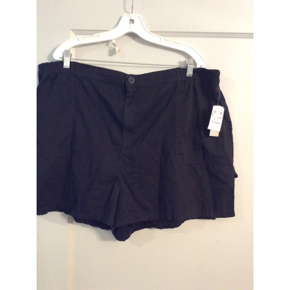 New NWT Plus size 3X Black BP Shorts Women's 2.5" Inseam
